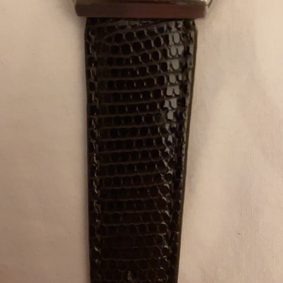 Seiko unisex watch with premium brown lizard band. - Picture 5 of 5